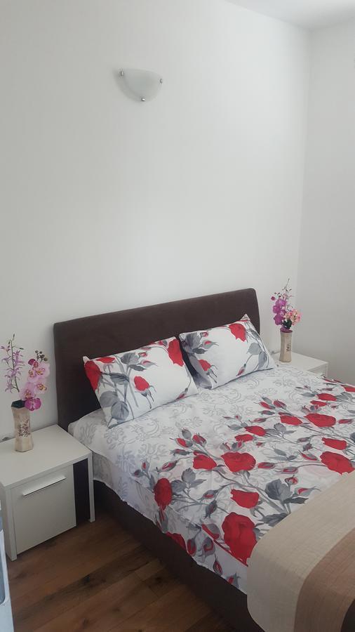 Budva Appartement Buitenkant foto